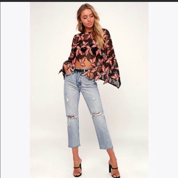 LULU’s Whisper In Your Ear Embroidered Bell Sleeve Crop Top Coral/Black M - Picture 2 of 7